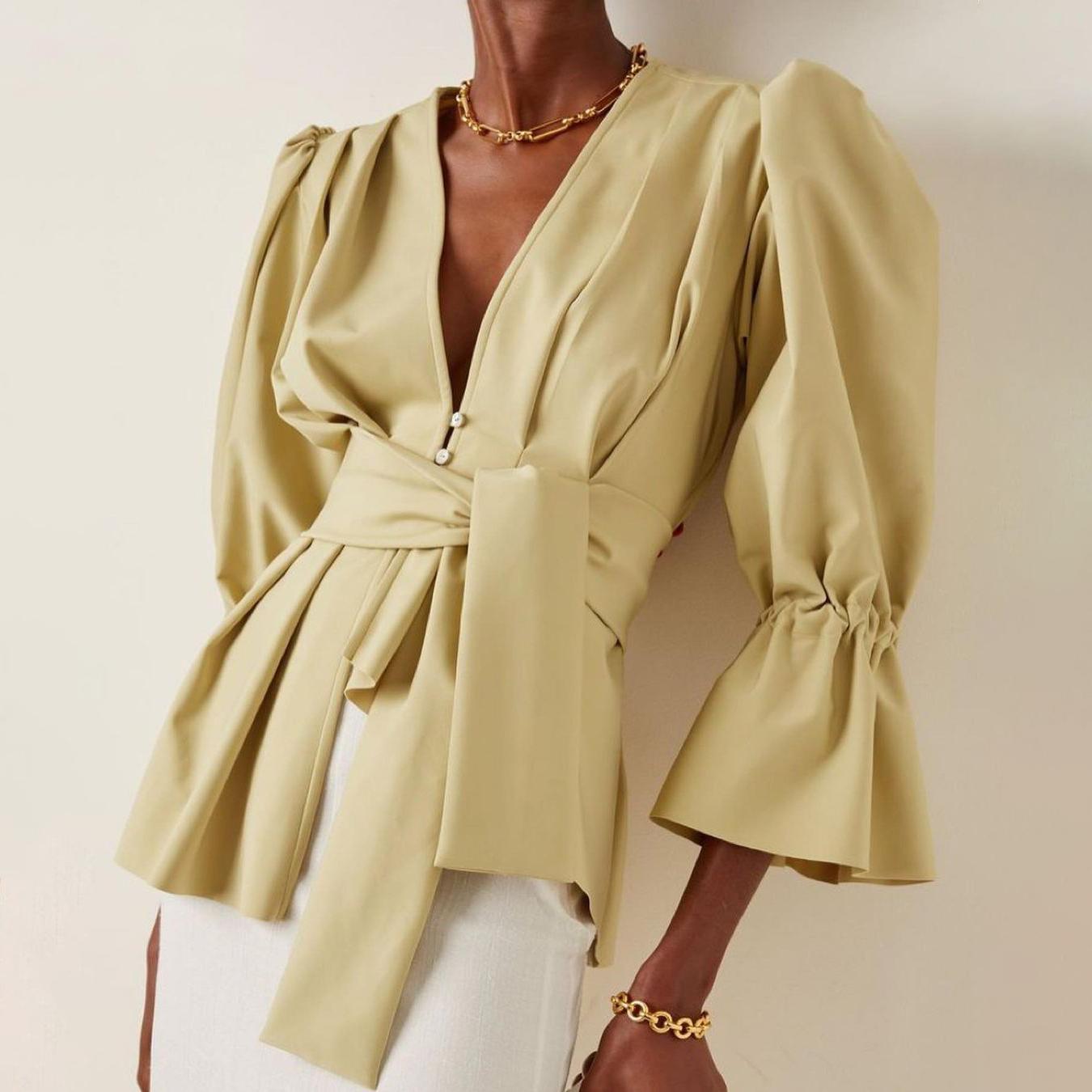 Fashion tie V-neck shirt