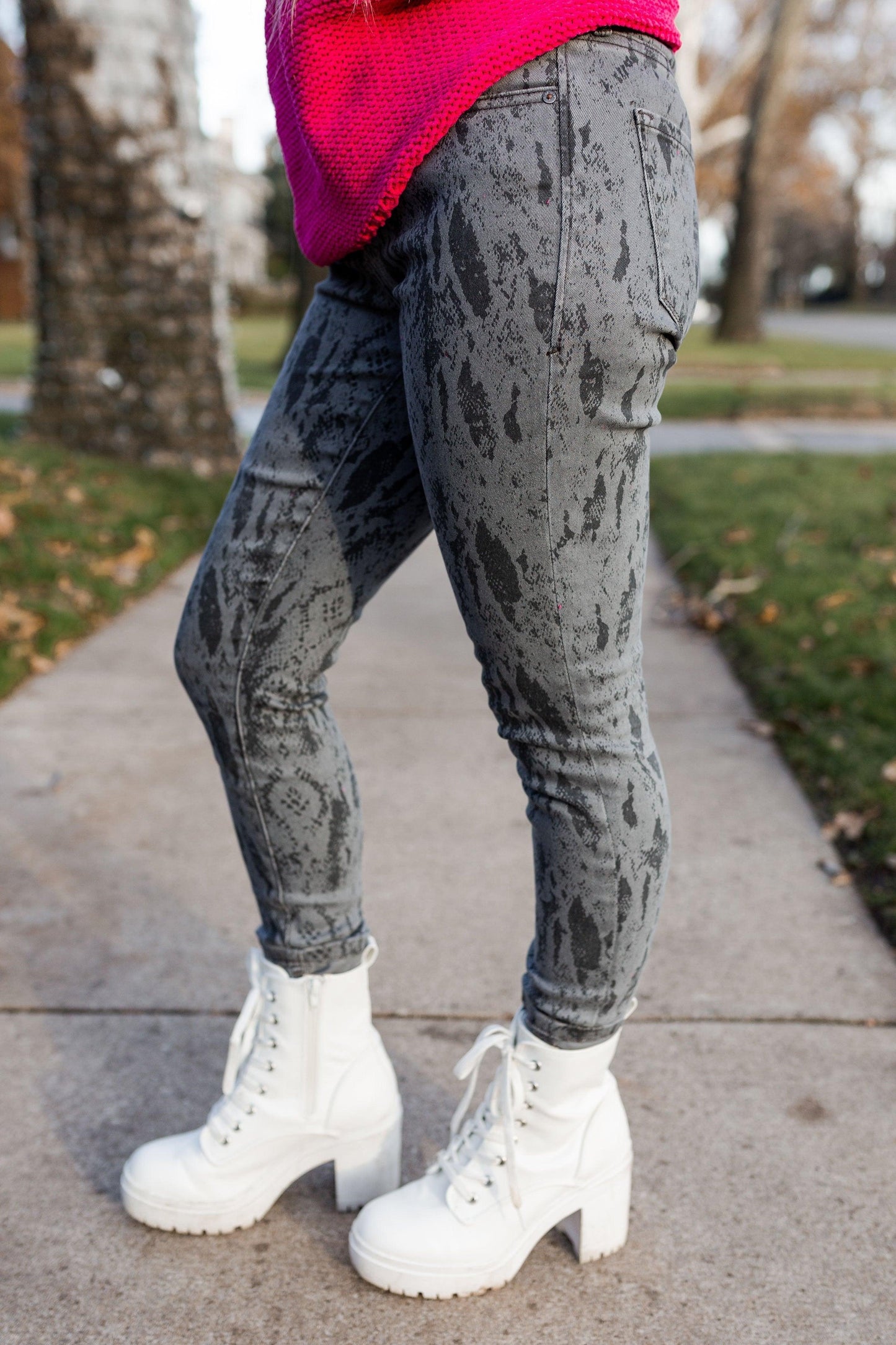 gisele snake ankle skinny jeans