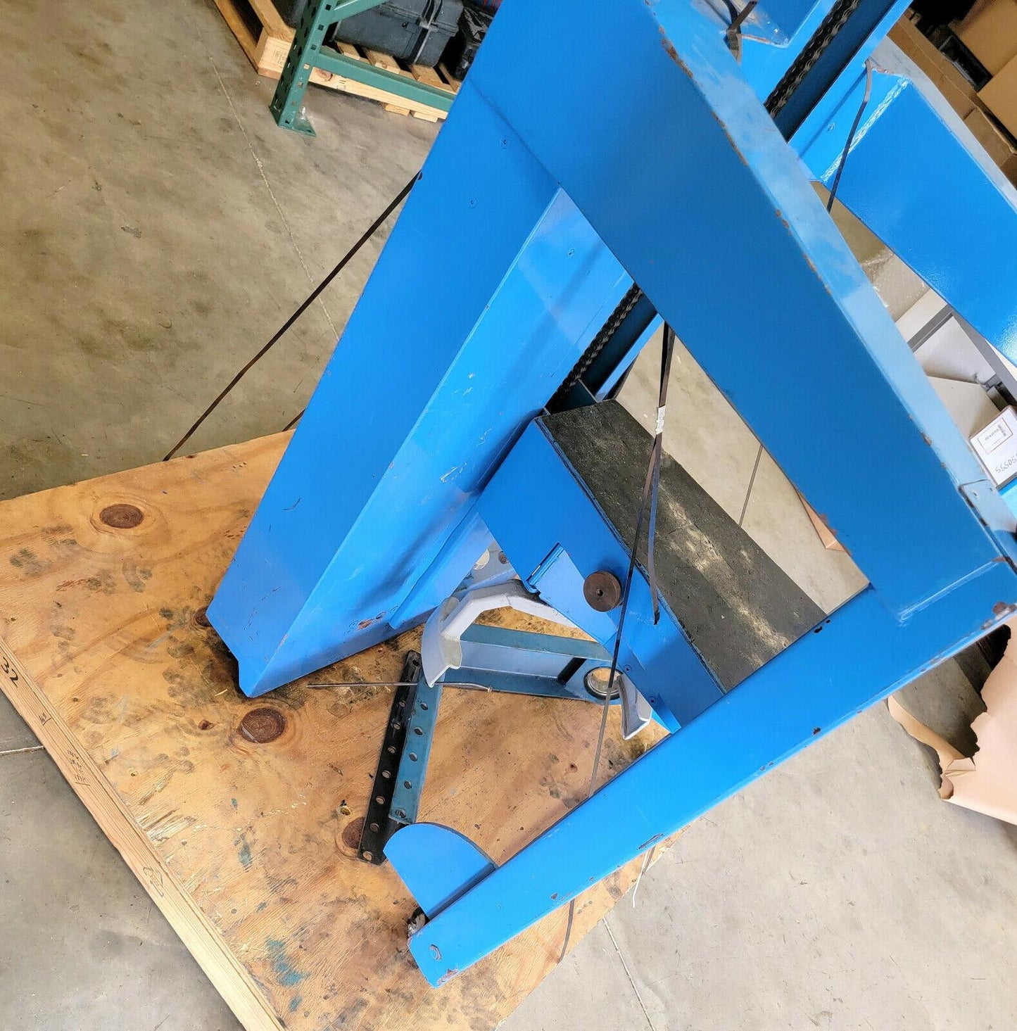 Mohawk Mobile Lift 500LBS Capacity