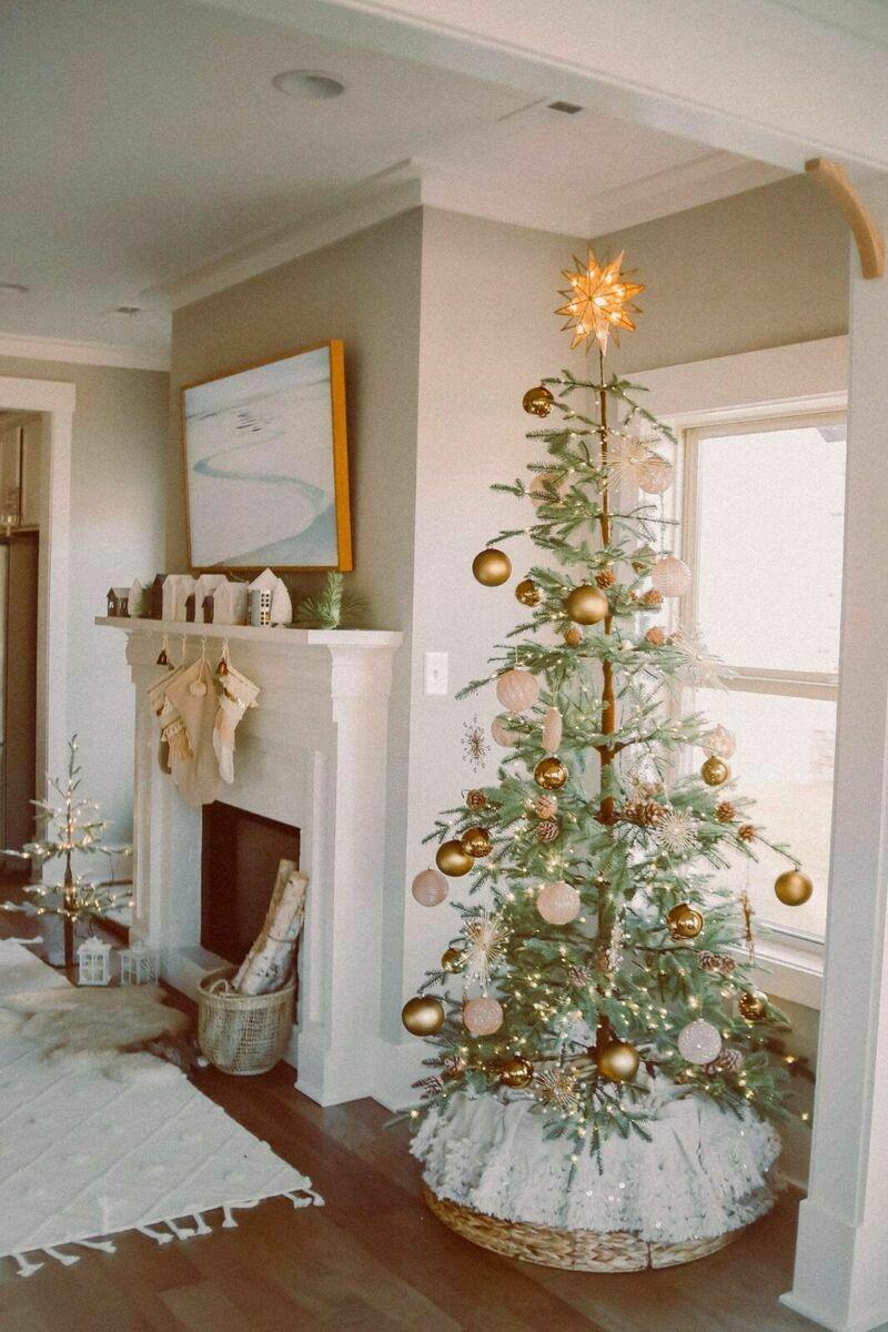 Balsam Hill ARTIFICIAL CHRISTMAS TREES - Alpine Balsam Fir Tree 6.5ft 50% OFF