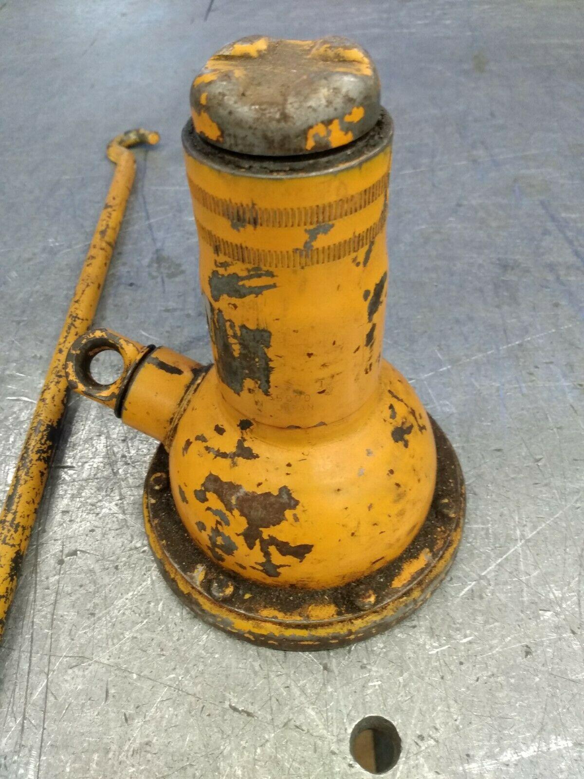 TOYOTA MOTOR 2 TON BOTTLE SCREW JACK 09110-35070 4RUNNER?  LAND CRUISER?