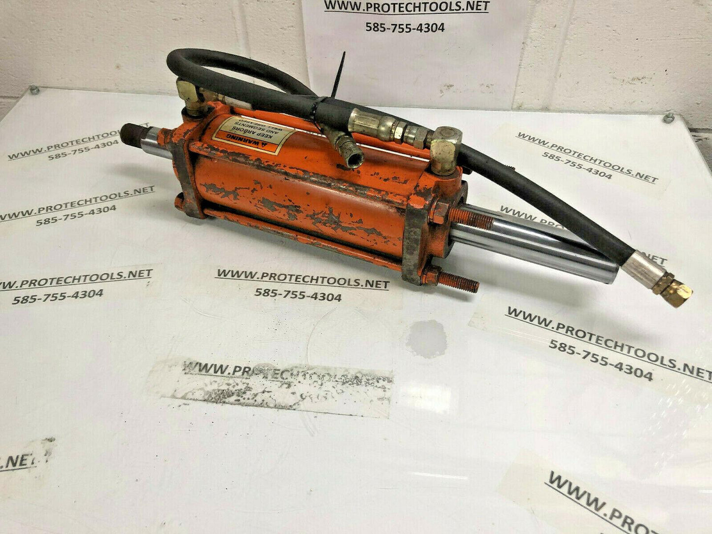 Huth  Ended 62029 Hydraulic Cylinder Swager Expander  7闁 Stroke, 11闁2闁 Rod P352